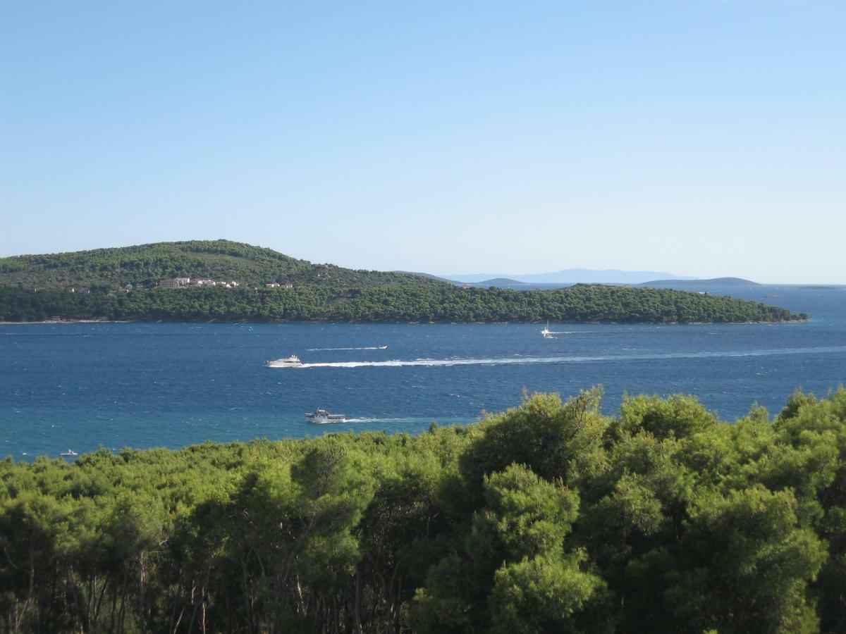 Apartment With Splendid Sea View Trogir Exterior photo