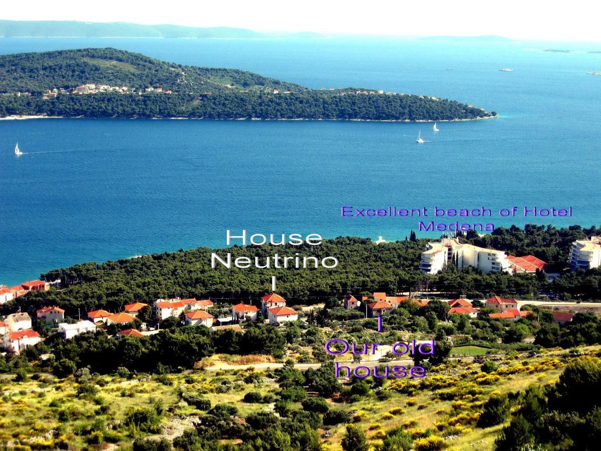 Apartment With Splendid Sea View Trogir Room photo